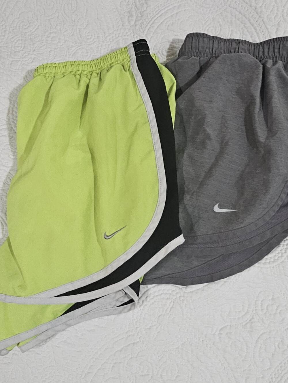 2 Pair Womens Nike Shorts Size Xl